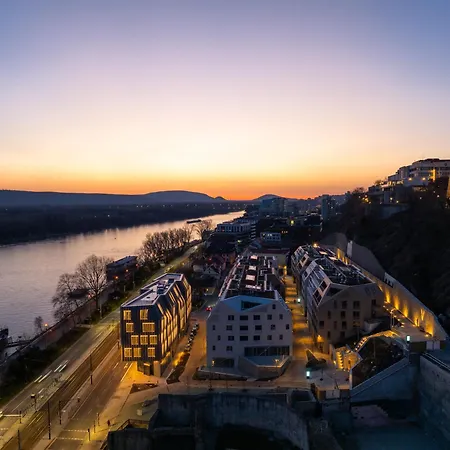 Διαμέρισμα Olive-riverside-city Center-castle-aircondition-self Check-in *